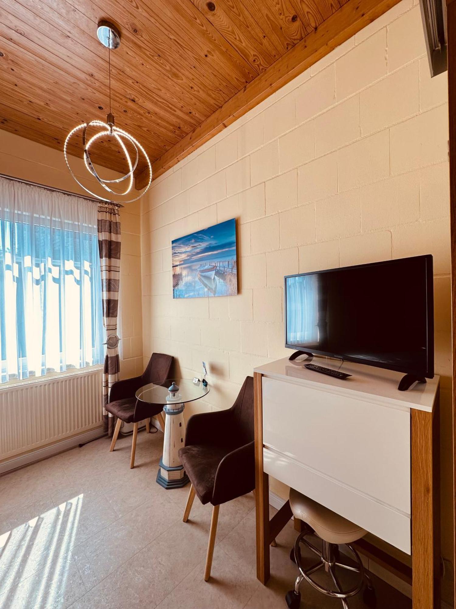 אסנס Hotel Drostenhof Garni מראה חיצוני תמונה