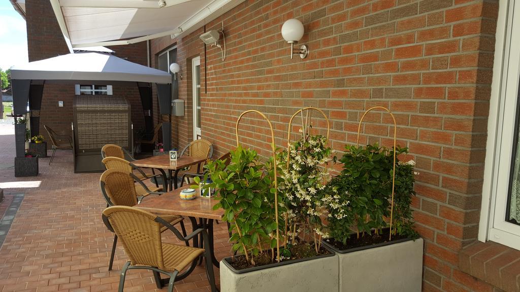 אסנס Hotel Drostenhof Garni מראה חיצוני תמונה
